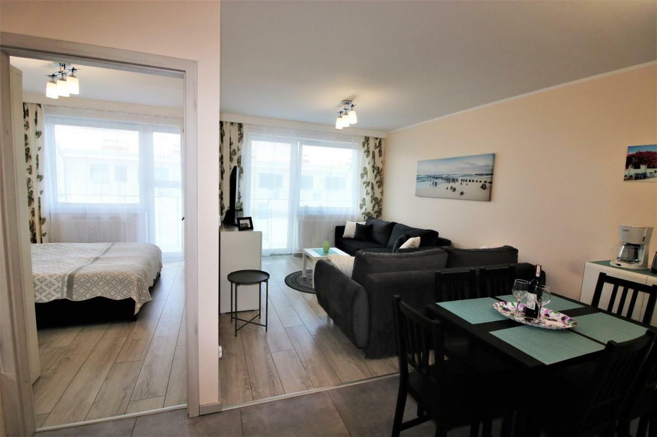 Apartament Superior Pastelowy Przy Plazy Kolobrzeg Exterior photo
